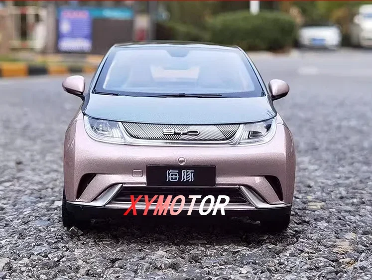 1: 18 For BYD Dolphin 2021 Pure Electric Edition Alloy Diecast Model Car Toys Birthday Gifts Hobby Display Collection Pink