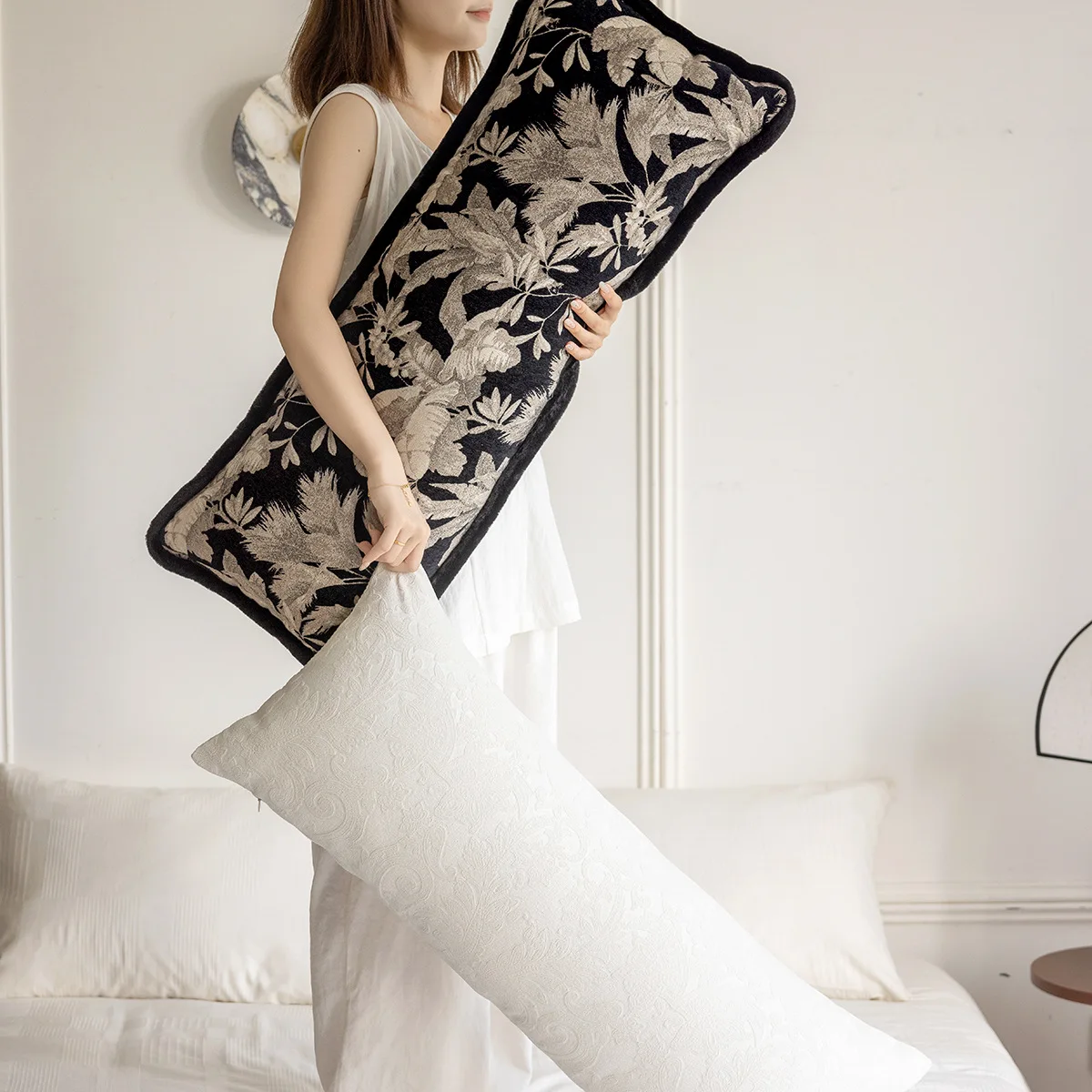 35x90cm Long Leg Clamp Pillow Cover Waist Pillowcase Black and White Luxurious Jacquard Cushion Cover for Headboard Bedroom