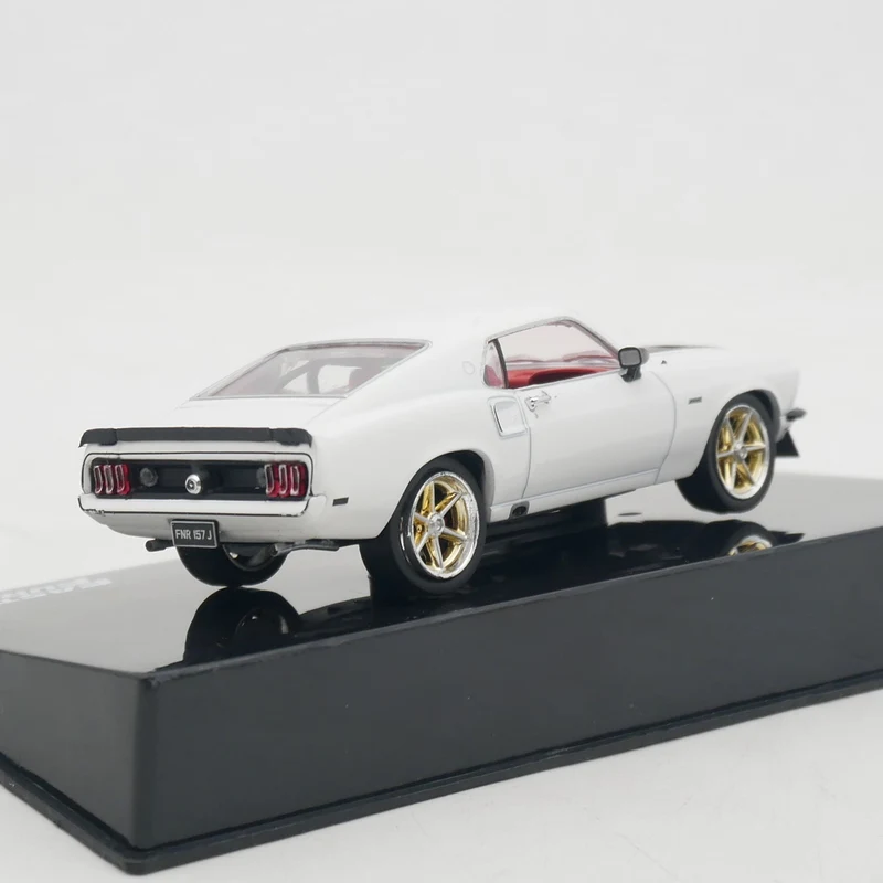 دييكاست IXO 1:43 مقياس فورد موستانج Fastback فيلم سيارة سبيكة سيارة نموذج تحصيل لعبة هدية تذكارية عرض حلية