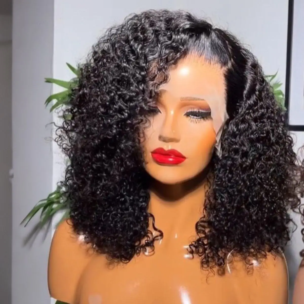 Kurzer Bob-Schnitt, stumpfer Pixie-Afro-Kinky-Curly-Soft-HD-Full-Lace-Frontal-13X4X1-Perücke für Frauen, vorgezupft mit Babyhaar, kostenlose Geschenke – Detail 2