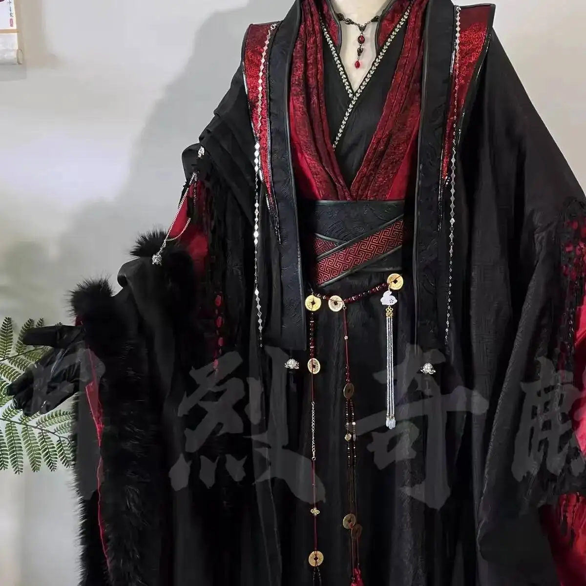 MDZS مشتقة أداء متعدد الاستخدامات زي الهالوين التأثيري كرنفال فستان السلف القديم من ييلينغ وي Wuxian تأثيري