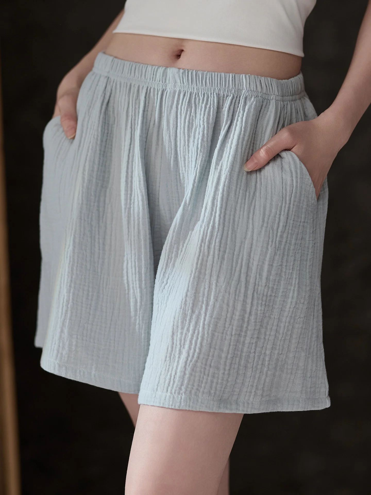 純綿二重層モスリンベビー寝間着ルーズフィット薄いショートパンツ快適なホームレジャー夏服女性用