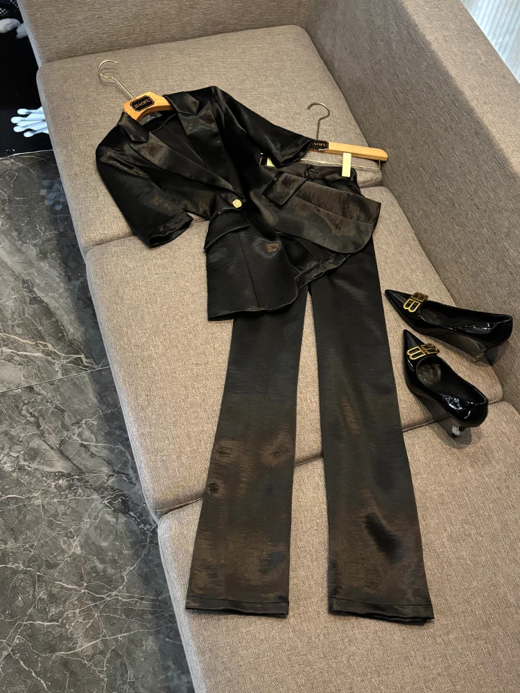 

Yellow Acetate Satin Suit Set Faionable Svel Top And Pants Commute Sle for Women over 35 Years Old