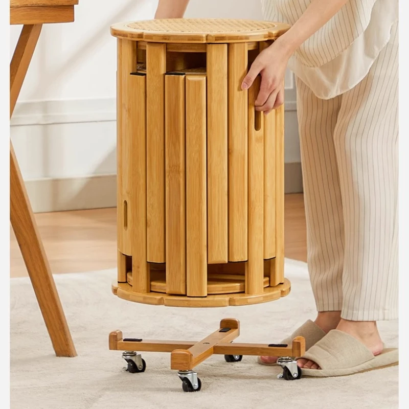The stool can be stacked for household use. Strong and durable stacked stool. Guest spare stool. Six-in-one stool.
