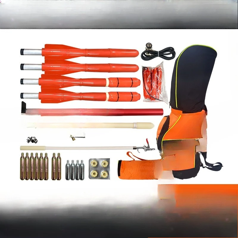 Portable lifesaving thrower, hand-held pneumatic rope thrower