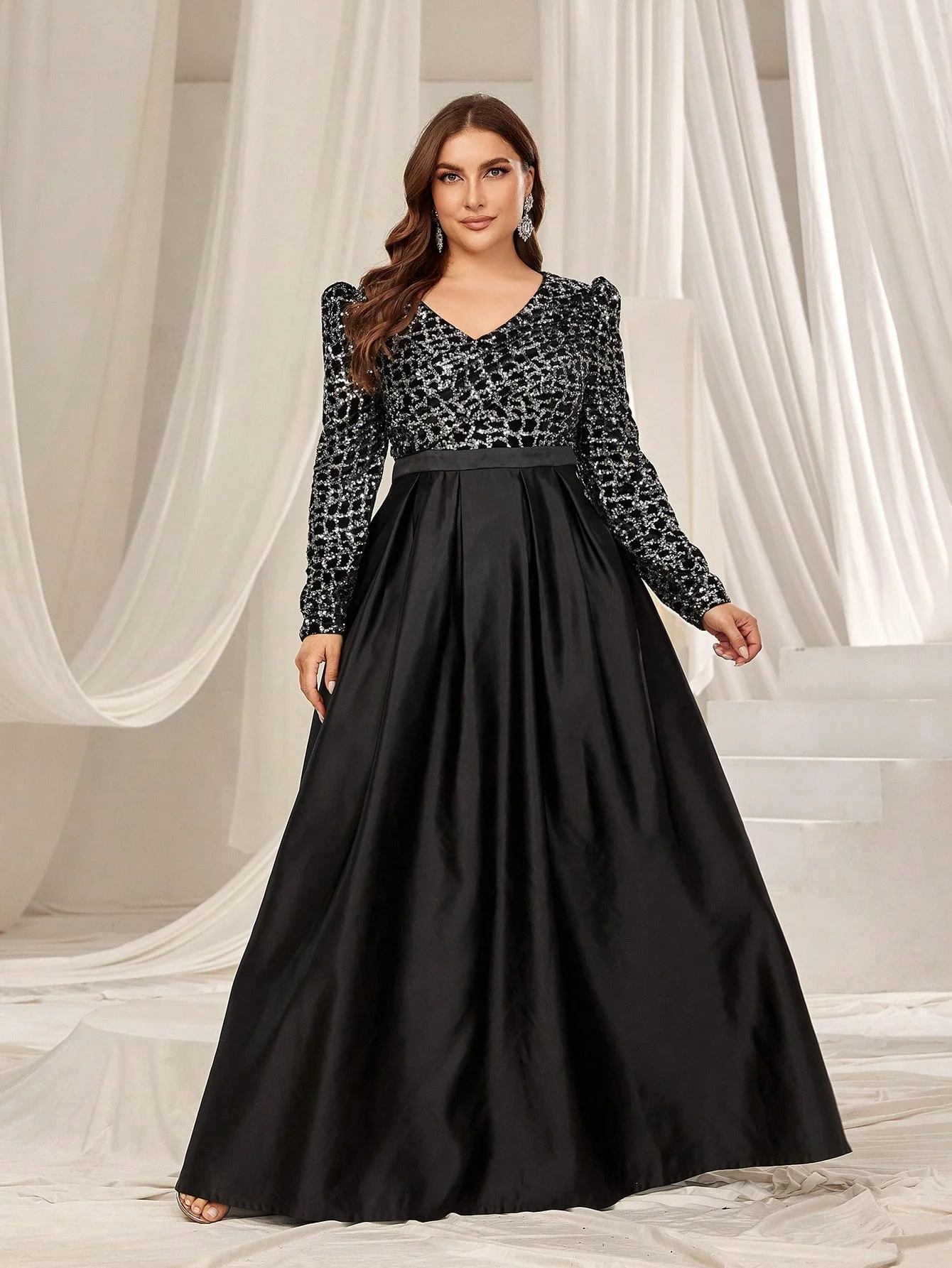 

Plus Gigot Sleeves Contrast Sequin Formal Dress