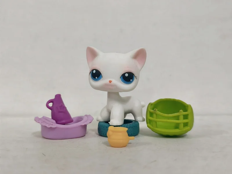 Littlest Pet Shop Figure LPS White Pink Cat #64 W/4pcs Accessories for kid Toy