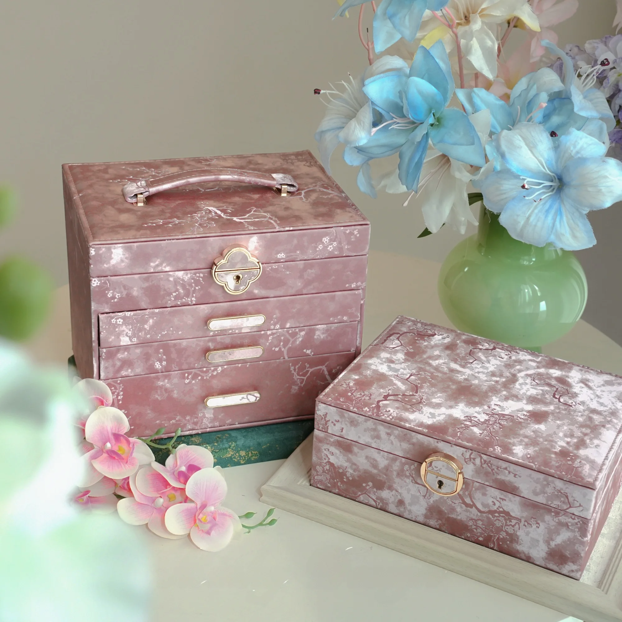 boite-a-bijoux-haut-de-gamme-minky-grande-capacite-boite-de-rangement-portable-pour-anniversaires-boite-organisatrice-elegante-interieur-en-velours