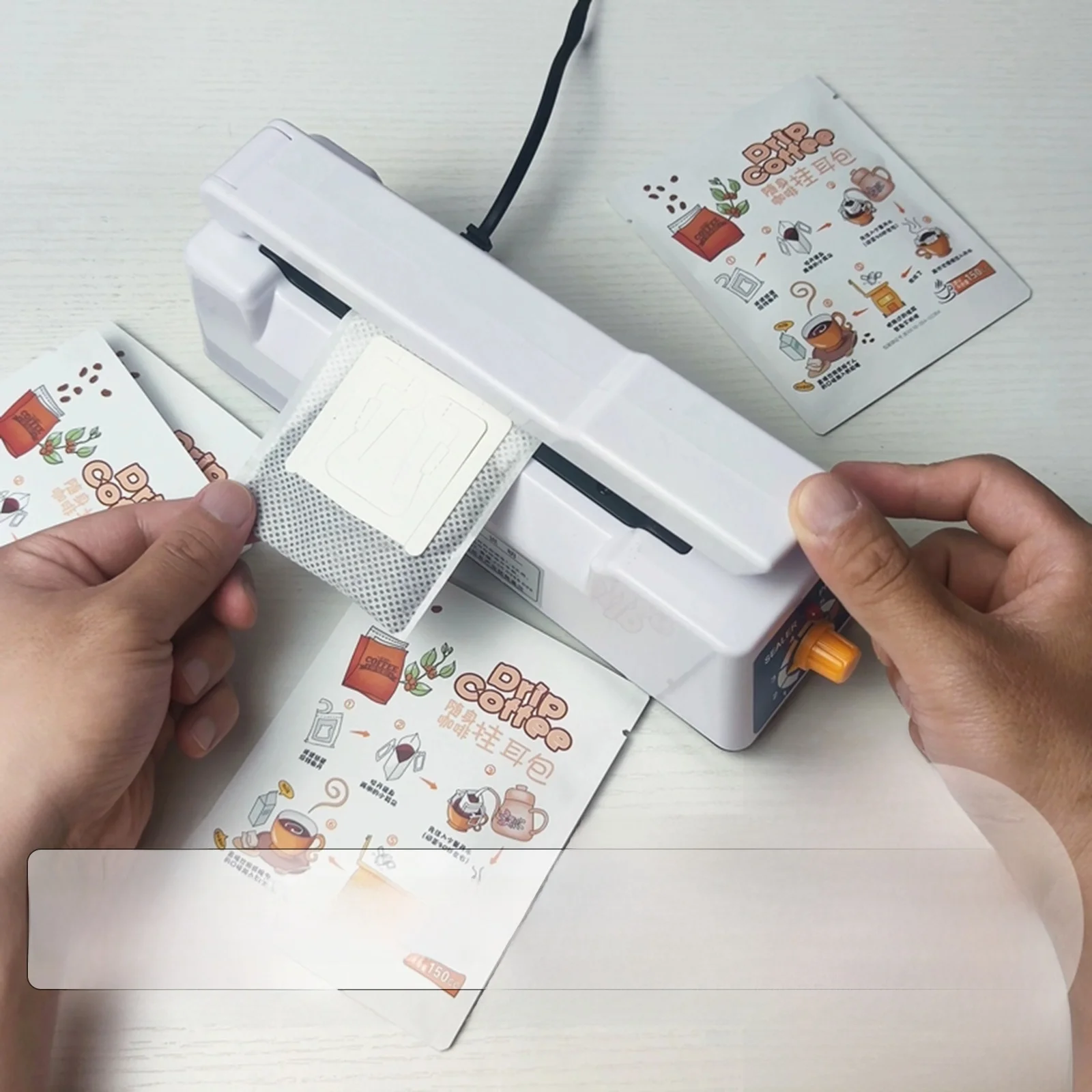 

Small Hand-Pred Coffee Filter Bag Holder for Home Use in Taiwan 0V een Dragoy Brand Kitchen Cooking Utensil