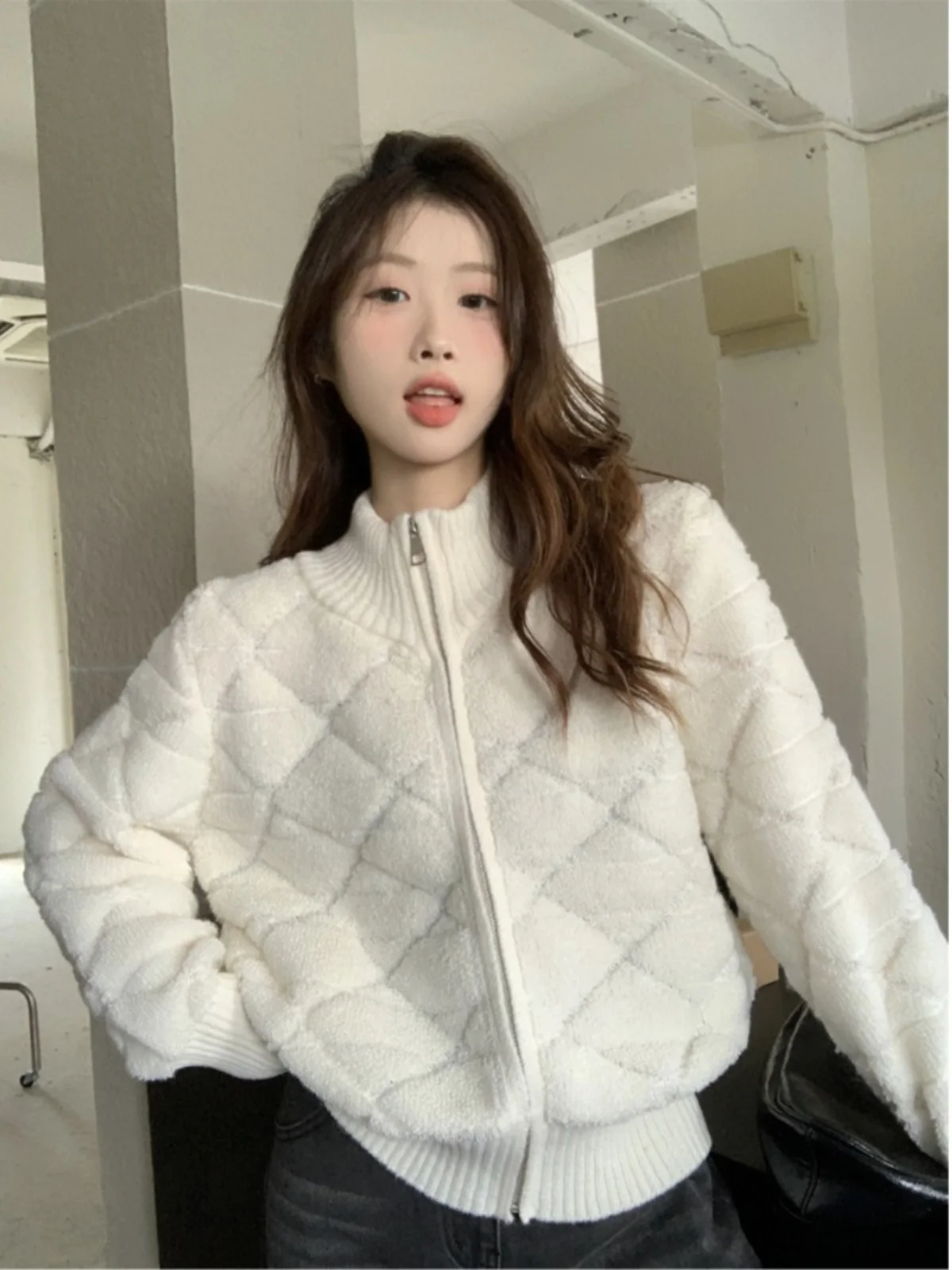 

Свитера Джемперы Кардиганы Женские Иглы Мягкая Шерсть на пуговицах с v-образным вырезом Красочные встречи OL На работу Профессиональный Элегантный Простой YC