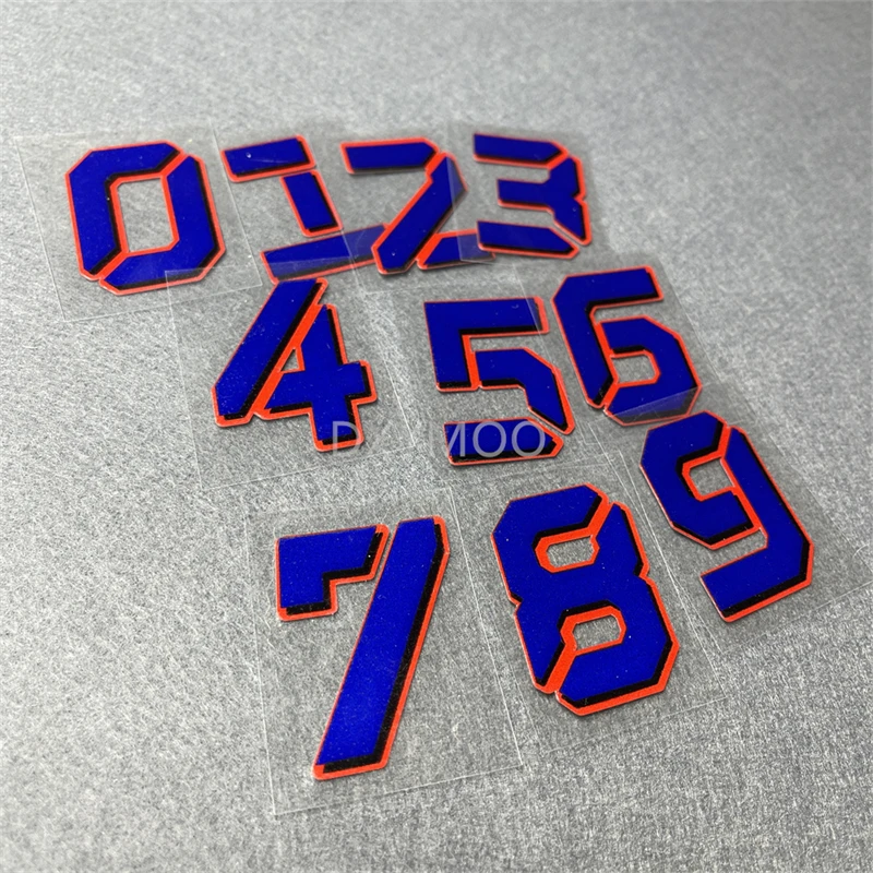 Creative Robot Numbers Racing 012456789 Car Stickers Sense of Technology Auto Door Triangle Window Decal Reflective Bumper Tape