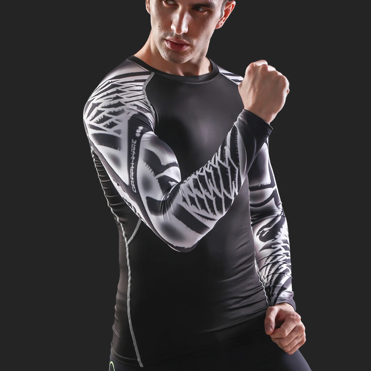 Men Compression Long sleeve Breathable Quick Dry T Shirts Bodybuilding Weight lifting Base Layer Fitness Tight Tops T-shirt