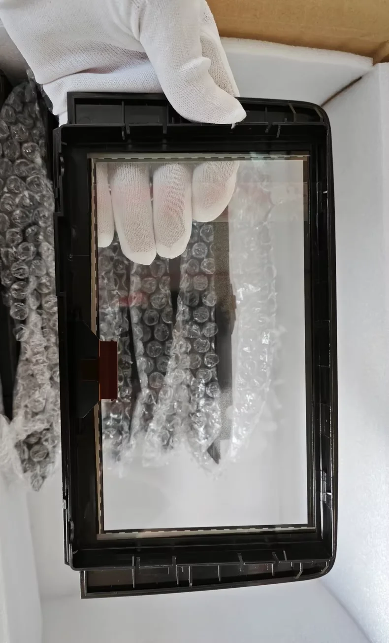 

8-дюймовая сенсорная панель TK49-611JA