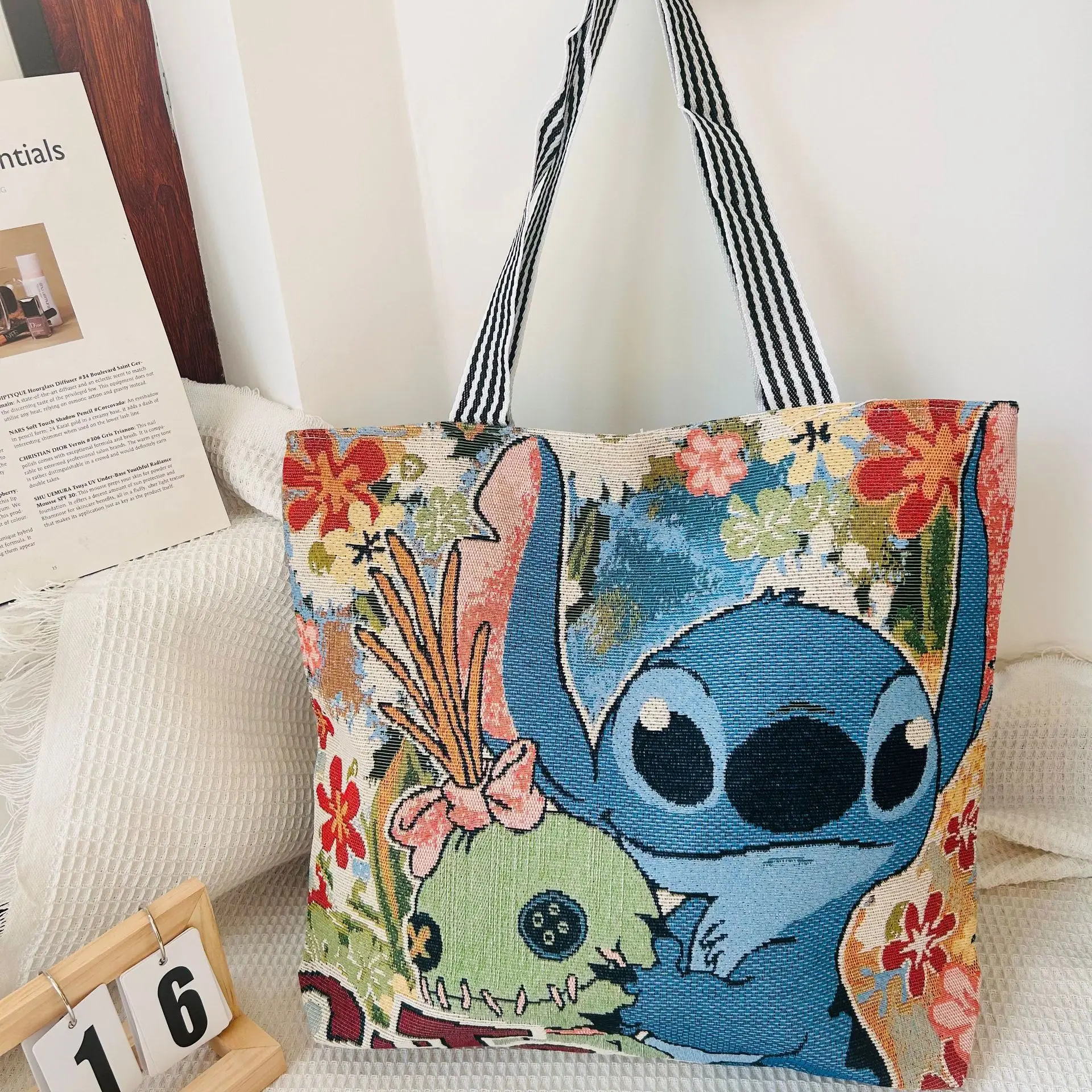 1pcs Disney Mickey Mouse, Winnie the Pooh and Stitch linen large canvas bag shoulder tote bag and literary women\'s tote bag