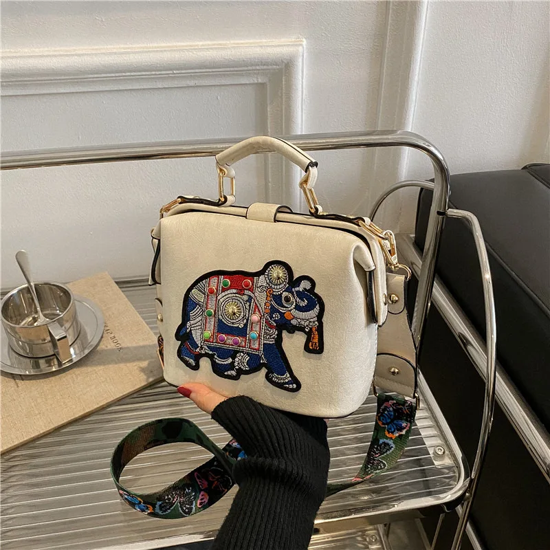 Vintage Embroidery Elephant Doctor Bags Wide Strap PU Leather Women Shoulder Crossbody Bag Designer Tote Ladies Handbags Purses