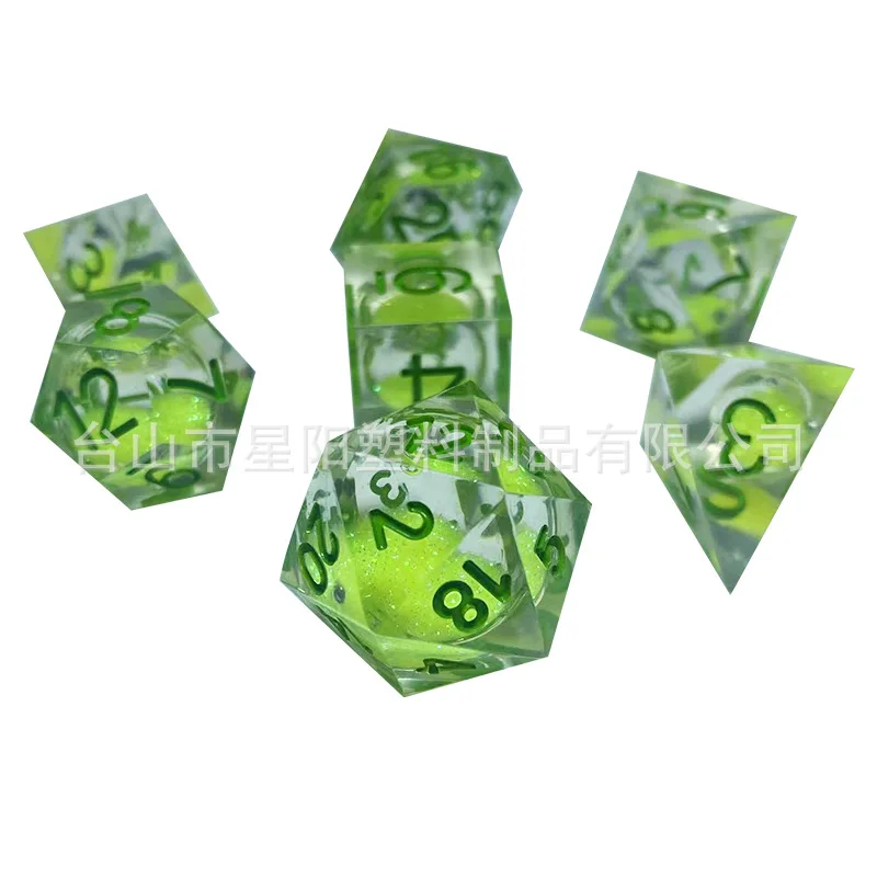 Hot Selling Sharp Angle Resin Flow Core Dice Liquid CoreDNDDungeons and Dragons Board Game Color Krusu Suit