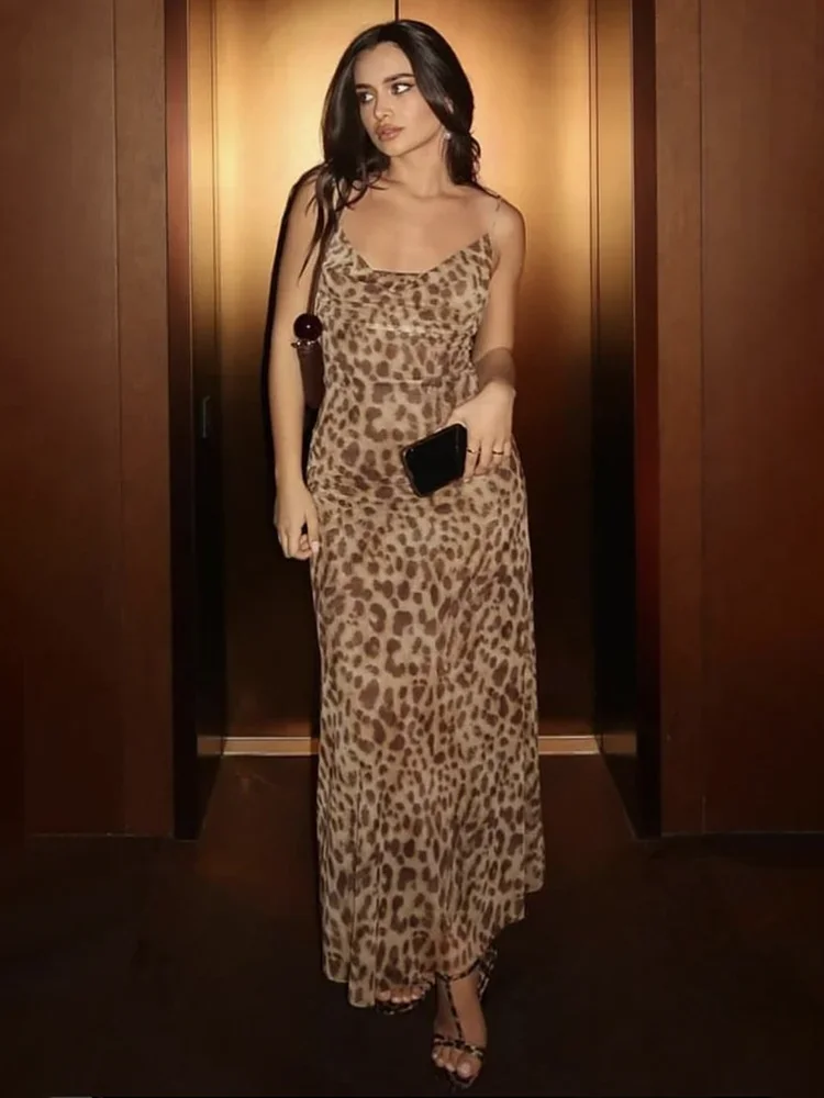 

2024 new fashionable and sexy V-neck leopard print sheer Midi skirt, waist cinched backless camisole dress for women