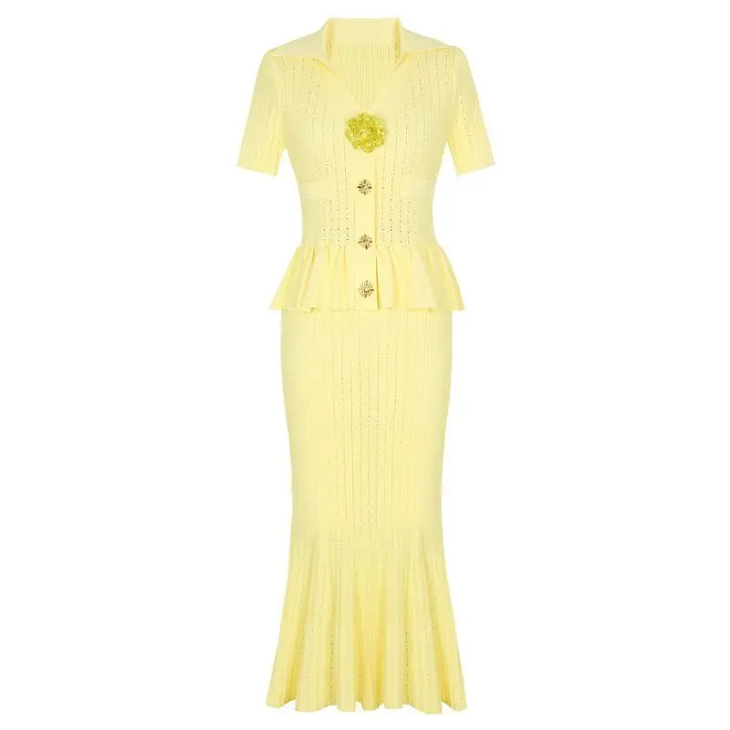 

High Quality Women's Fashion Knitted Short Sleeve Long Dress Slimming Effect V-Neck mid Waist Design Elegant Style