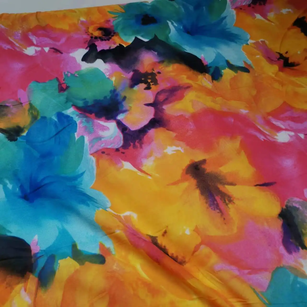 

Silk Chiffon Fabric Soft Stretchy Big Flower Skin 8mm Dress Scarf Material