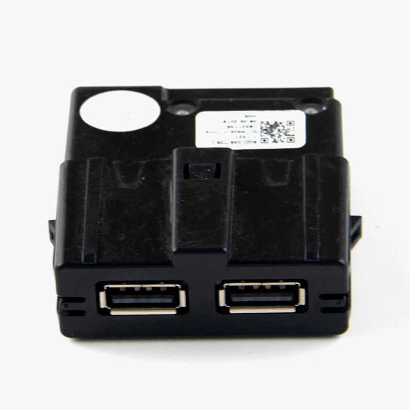 5QD035726L 3GB035954 Rear USB Socket charging USB Type-C Interface Socket Plug For VW T-roc Passat B8 Tiguan L Jetta Audi Skoda view 6