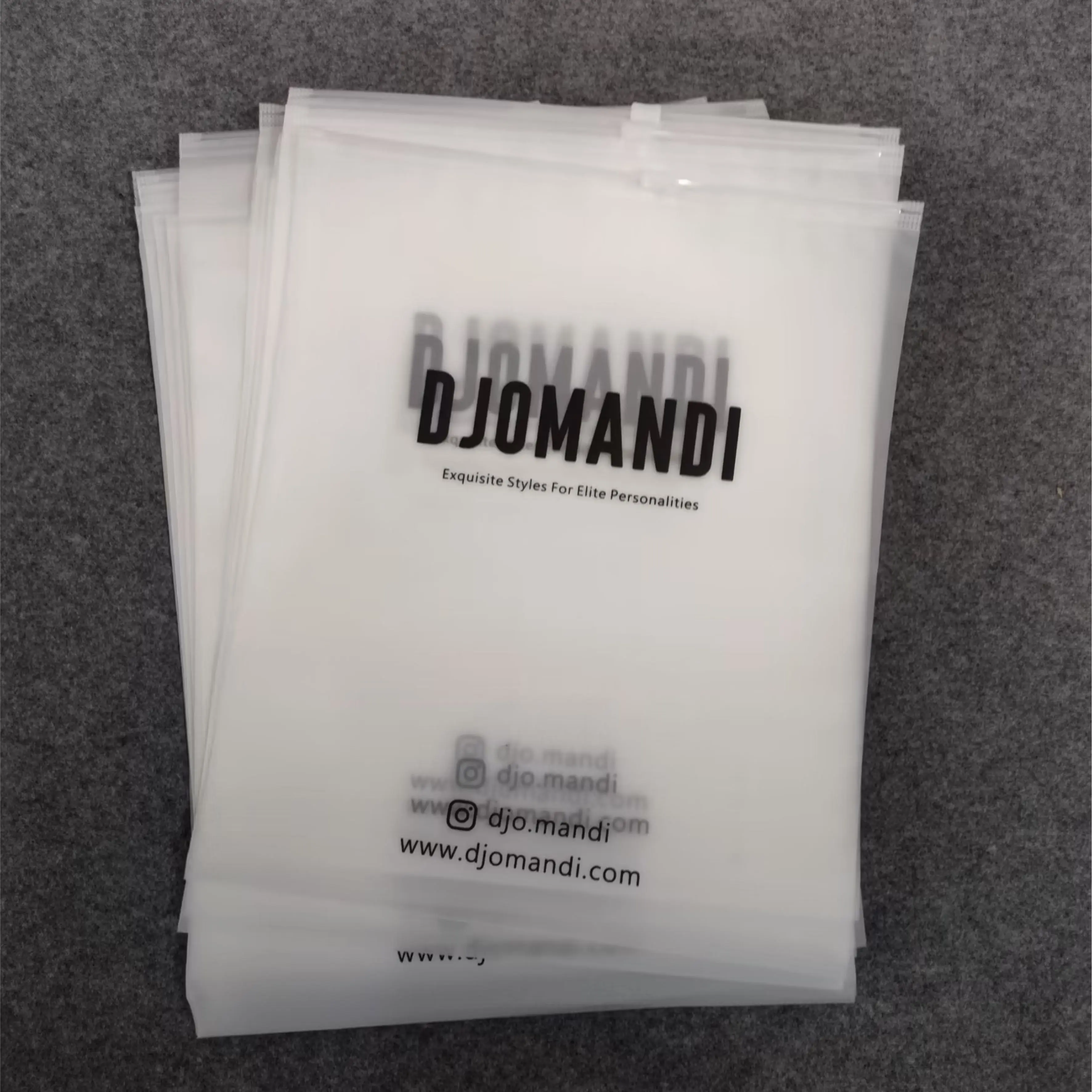 

Clear Frosted Zip Plastic Bags for Clothing Bag Packaging, Ldpe Plastik Cosmetic, Custom