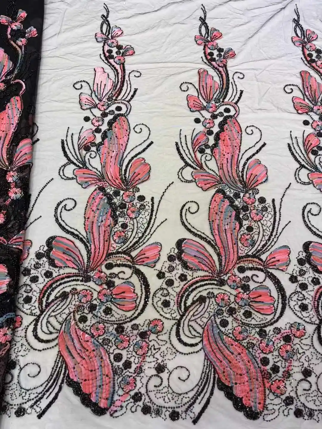 

New Arrival French Groom 3d Embroidery Lace Fabric 2025 High Quality African Sequins Lace Fabric For Bridal Women Evening Dress