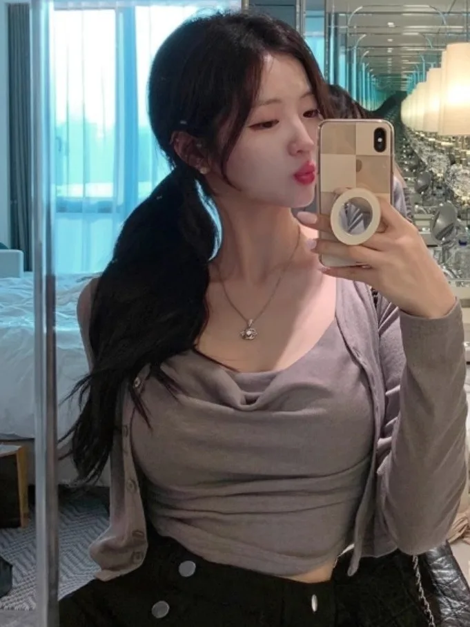 Koreanische Version Neue Niedrigen Kragen Dünne Kurze Schlinge + Langarm Einreiher Strickjacke Zwei Stück Set