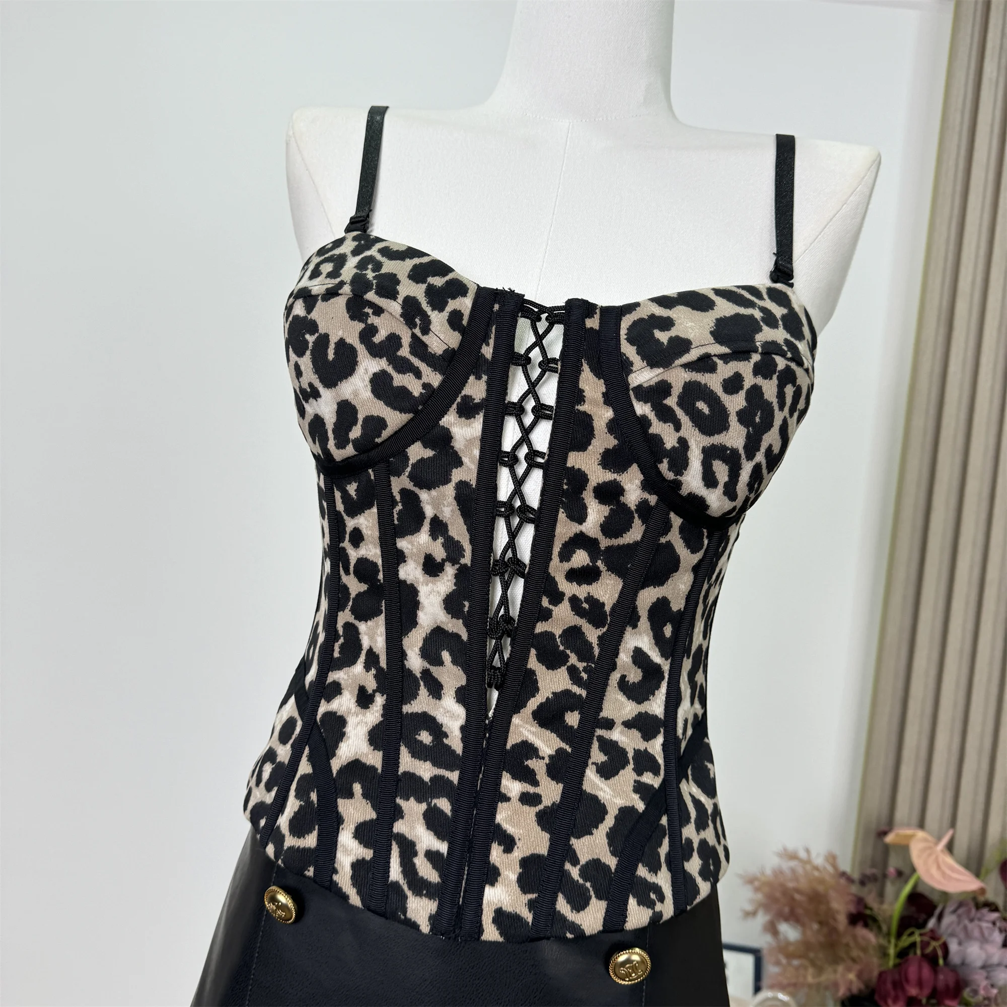 Spring Summer New Items Fashion Leopard Bandage Design Camisole For Women Contrast Color Sexy Tank Tops Female Trendy C202