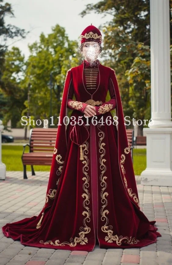 Burgundy Middle Eastern Evening High Neck Long Sleeve Placket Gold Applique Kaftan Wedding Formal vestido de novia