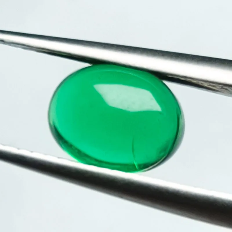 

Lab Grown Zambian Emeralds for Jewelry Making Oval Cut Smooth Surface with Natural Inclusions Cracks AGL Certified Lab