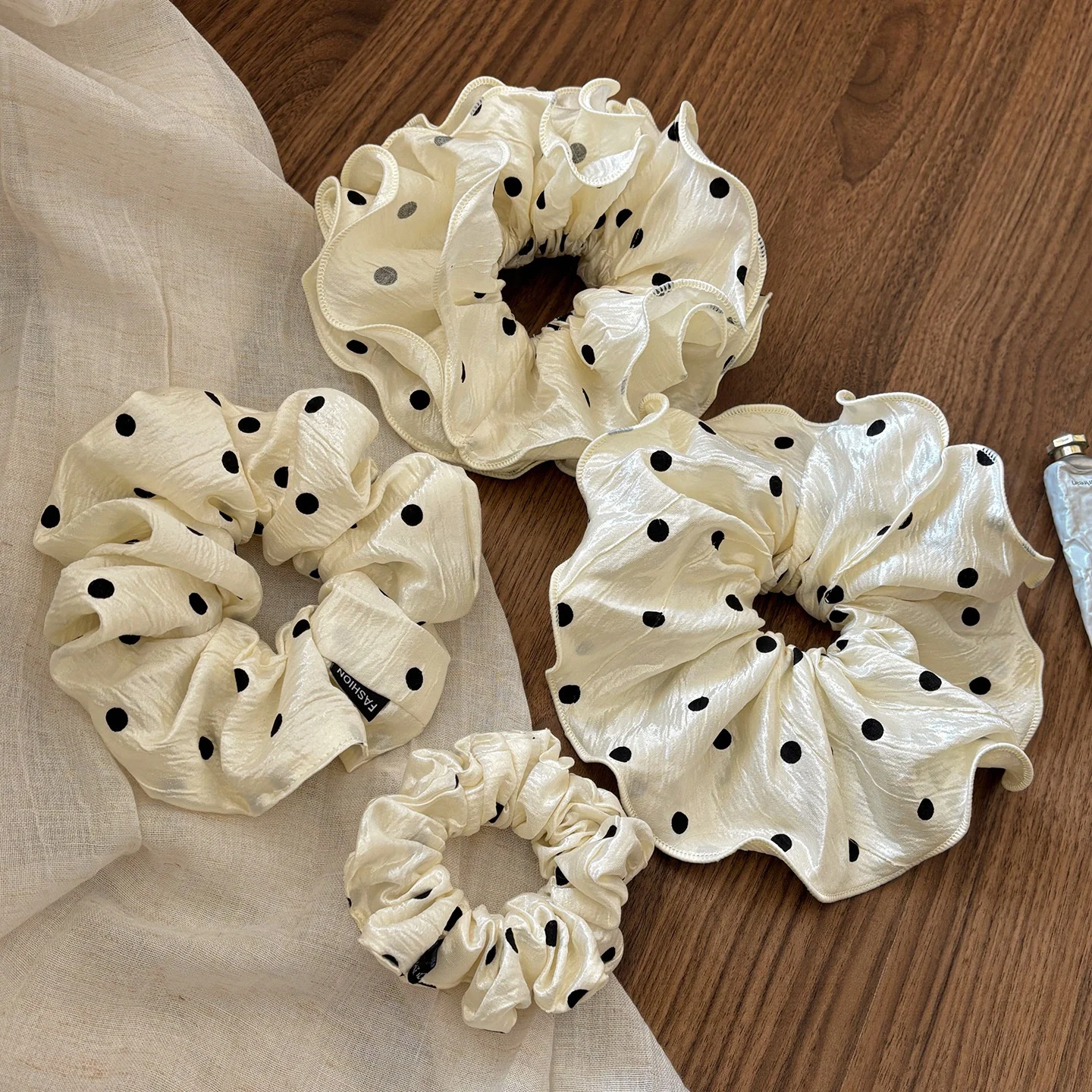 Satin Polka Dot Double-Layer Hair Tie for Women, Gentle and Elegant Hair Rope, Ponytail Hair Tie, Rubber Band Hair Accessory
