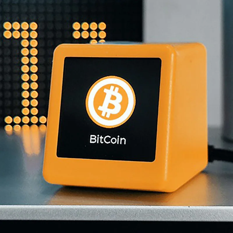 Multifunctional WiFi Weather Clock Stock Bitcoin Price Tracking Custom Full Screen GIF Animation Type-C Interface Decoration