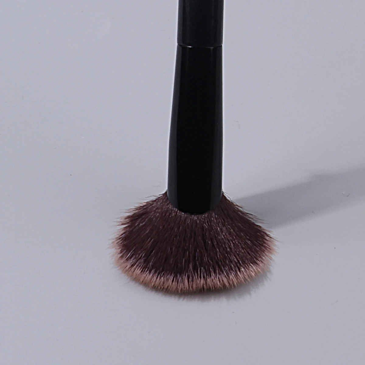 قطعة واحدة جديدة من فرشاة مكياج بزاوية، فرشاة أحمر الخدود، فرشاة تحديد الكونتور، فرشاة البودرة، فرشاة تسليط الضوء - أداة مكياج الوجه للمبتدئين #3