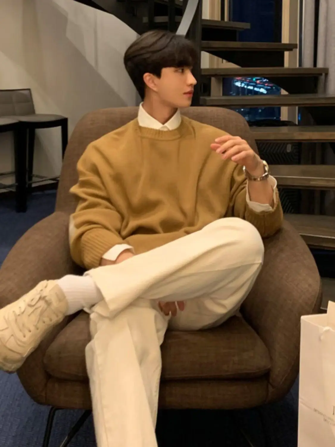 

Korean fashion brand retro color-blocking round neck sweater men's autumn and winter loose versatile thickened sweater jacket