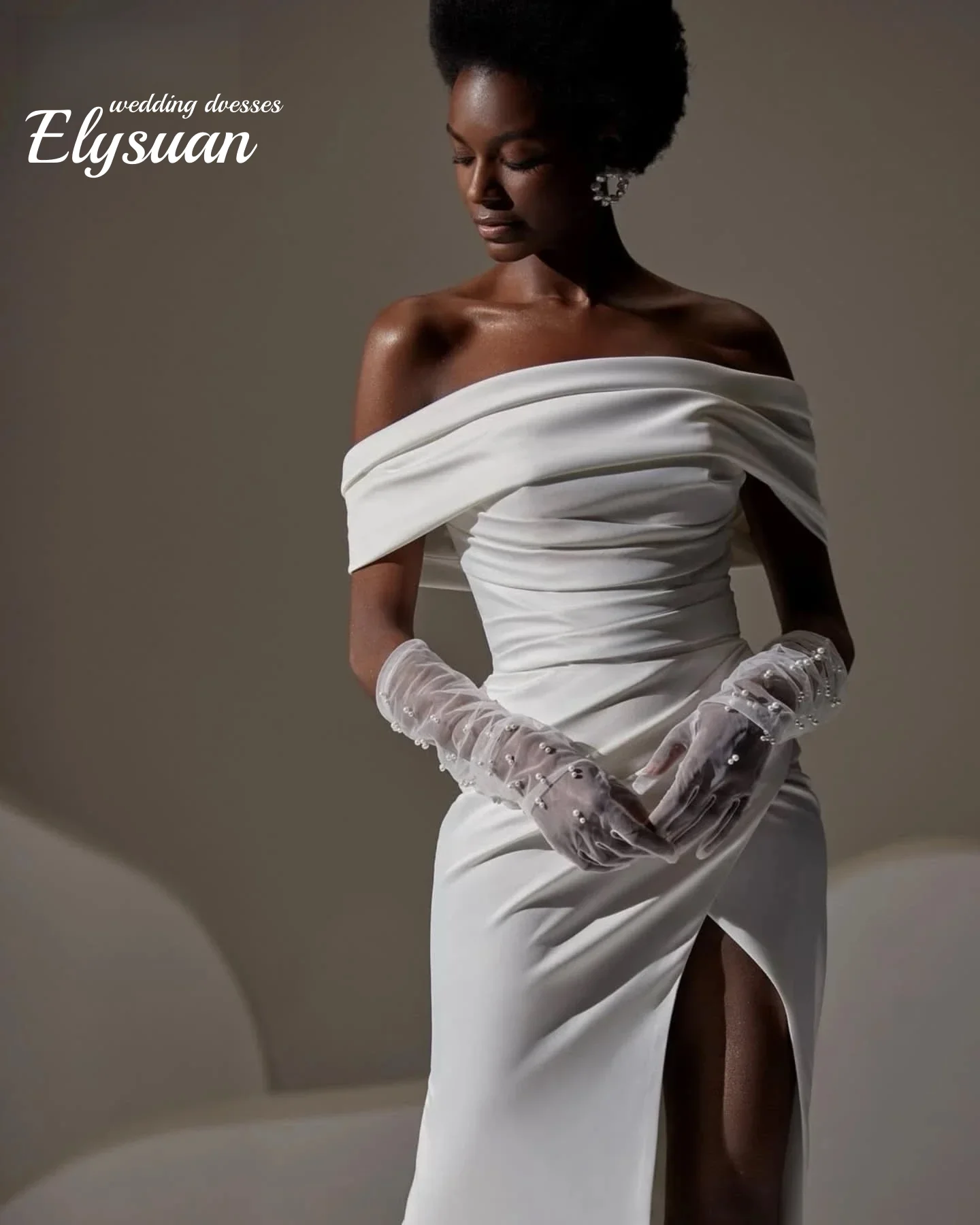 Robes de mariée sirène simples personnalisées, épaules dénudées, fendues sur le devant, robes de mariée chic pour femmes