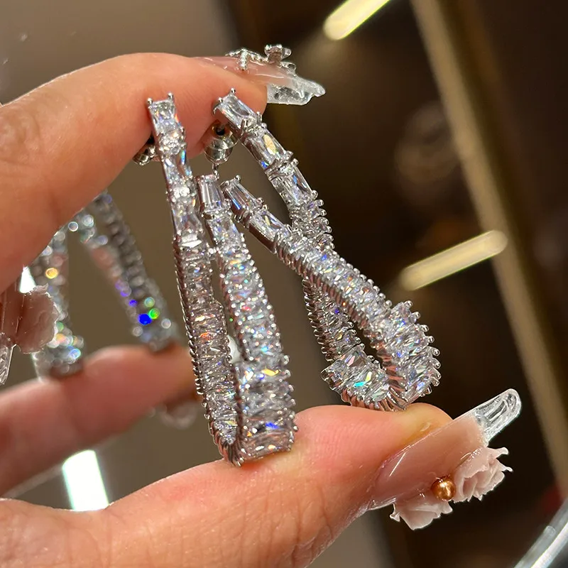 

New Fashionable Zircon Fringed Simple Earrings