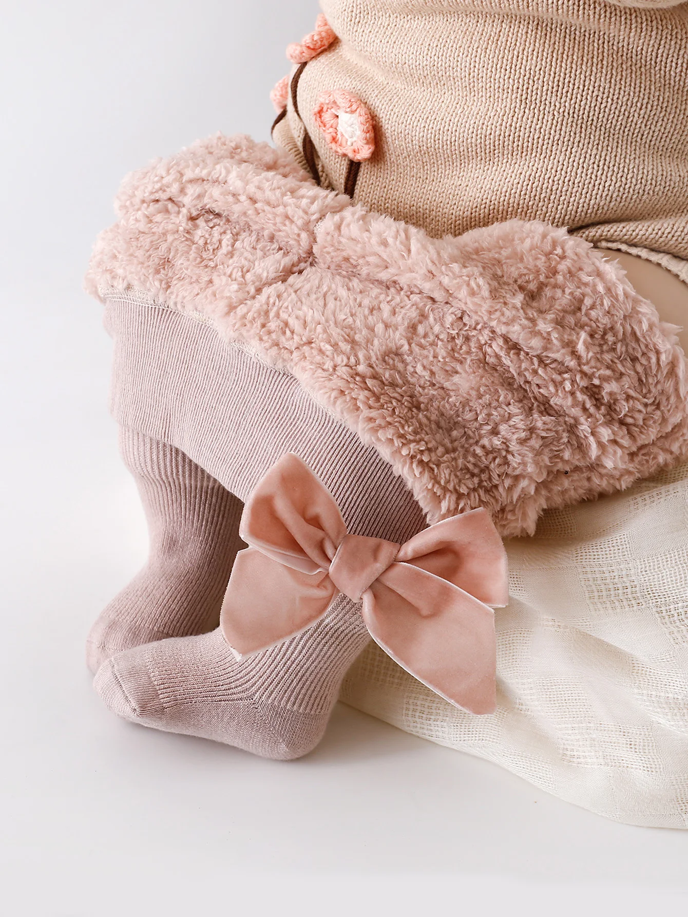 1 Pair of Girls' Thick Casual Cotton Toddler Baby Girls' Pantyhose with Velvet Bowknots, Snowproof and Warm Children's Tights, 0-3 Years Old