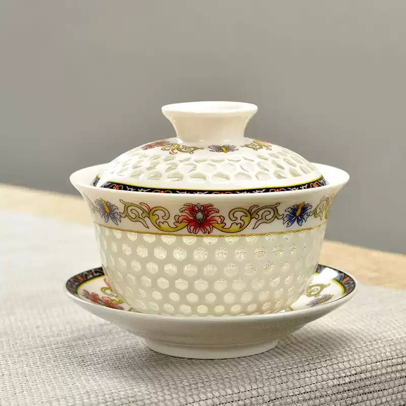 Handpainted Chinese Porcelain Tureen Cup Bowl Set with Lid Ceramic Gaiwan Hollow-Out Design Covered Bowls Cup Saucer New