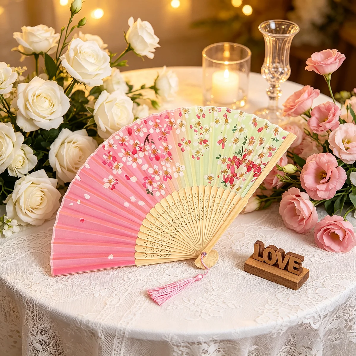 1Set/10Sets/20Sets/40Sets Can Be Customized with Personalized Designs, Cool Folding Fans, Fabric-Covered Bamboo Fans, Chinese Style Design, Easy to Carry, Can Be Placed in a Bag, Creative Exclusive Party Favors, Party Gift Sets, Floral Handheld Folding Fans with Thank You Cards and Gauze Bags, Elegant and Beautiful Small Gifts, Easy to Carry, Suitable for Coming-Of-Age Ceremonies, Weddings, Birthdays, Holiday Parties