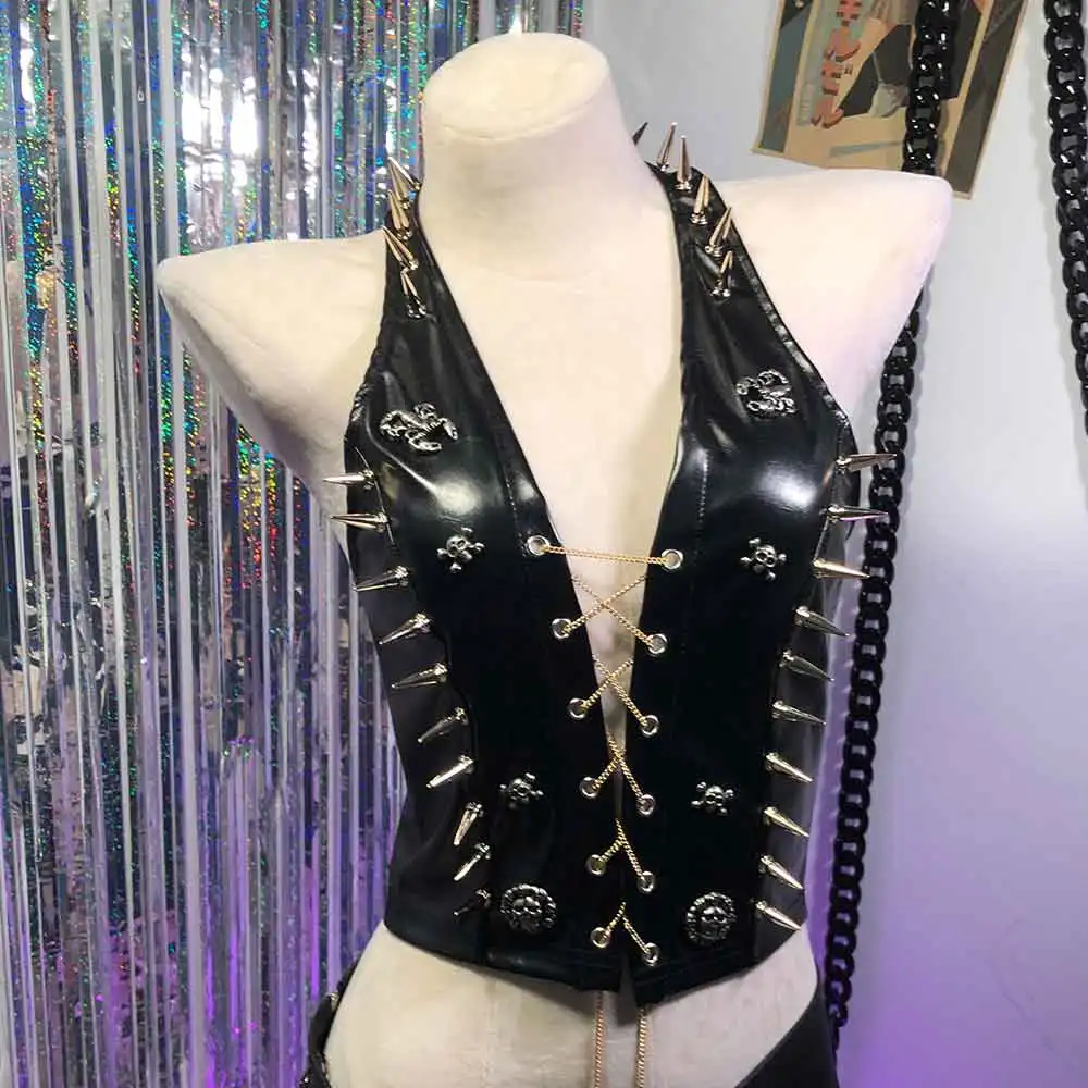 

Emo Eco E-Girls Harajuku Punk Rock DIY Grunge Kawaii Hand Made Skull Goth Vintage Studded Rivet Y2K TOPS Gothic Tank Fairy