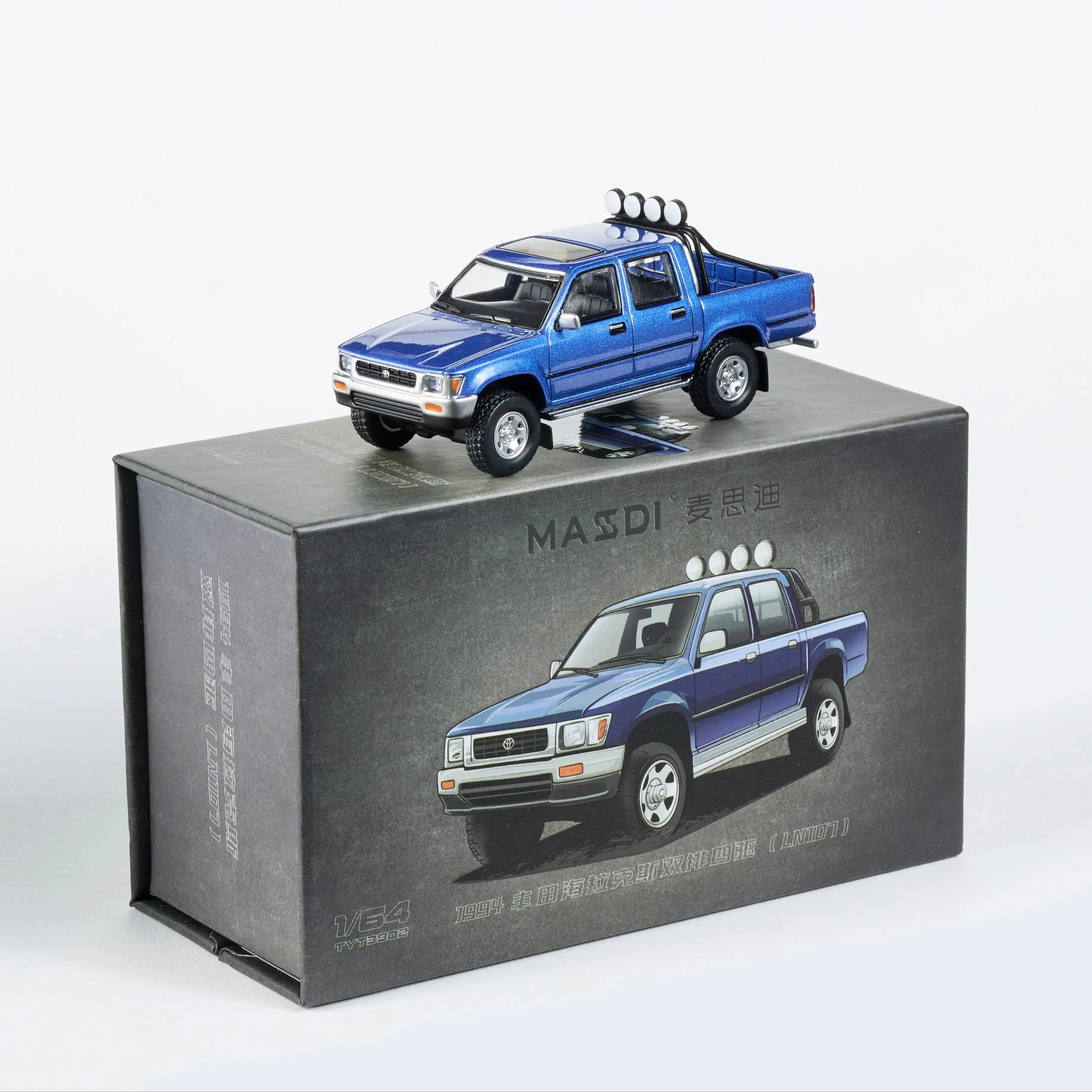 

1 шт. литая модель автомобиля MASDI Toyota Hilux — раздвижные колеса, детальная ходовая часть, подходит для ладони, праздничный подарок для детей