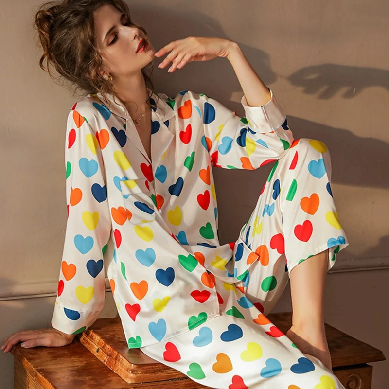 Women Sleepwear Set Autumn Satin Long Sleeve Pajama Set Turn Down Collar Faux Silk White Heart Female Pijama Home Wear Clothes