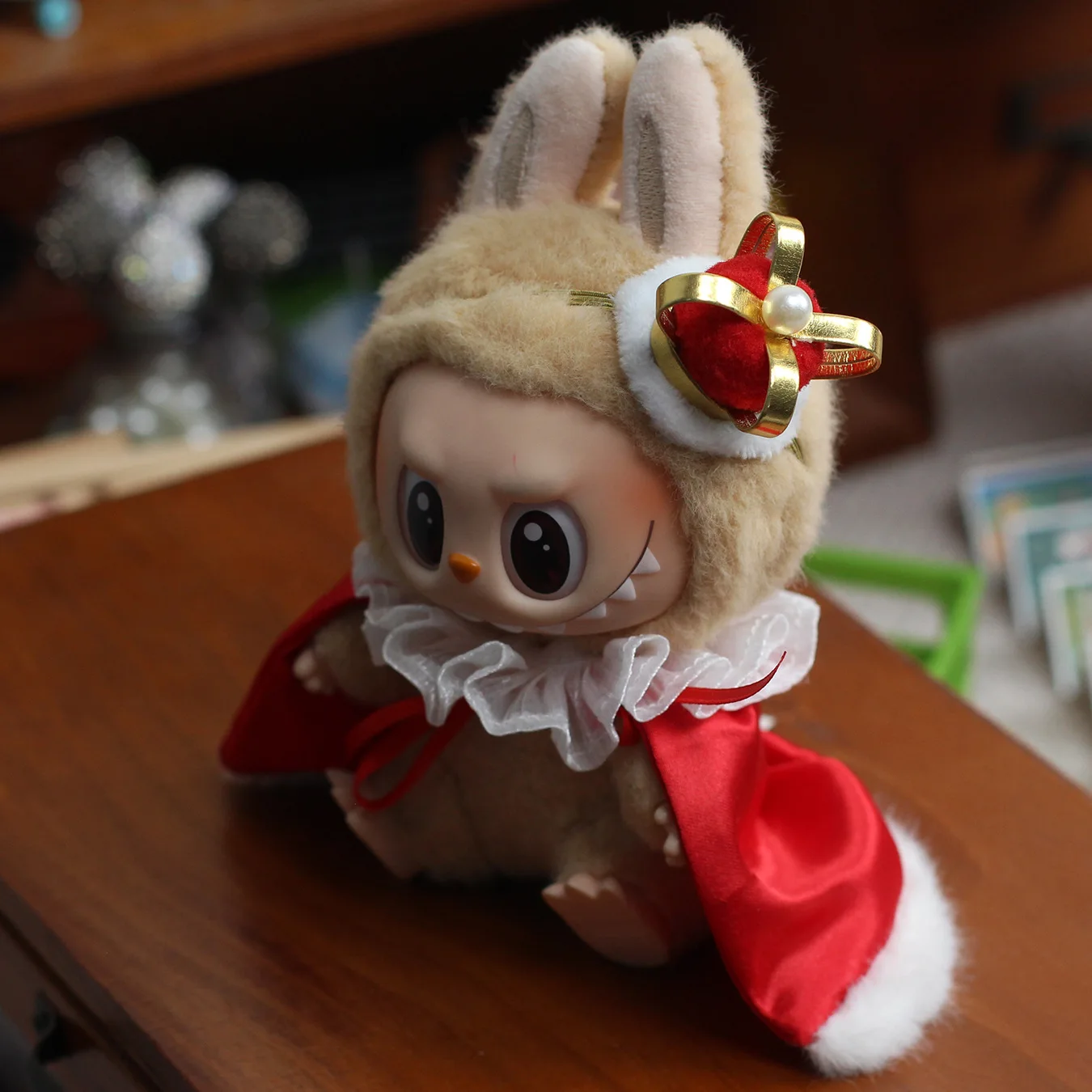 17 cm Puppenkleidung für Labubu Das Monster Outfit Zubehör Kleidung DIY Kinder Geschenk Königskrone Königsschal V1 V2 V3 Tragen