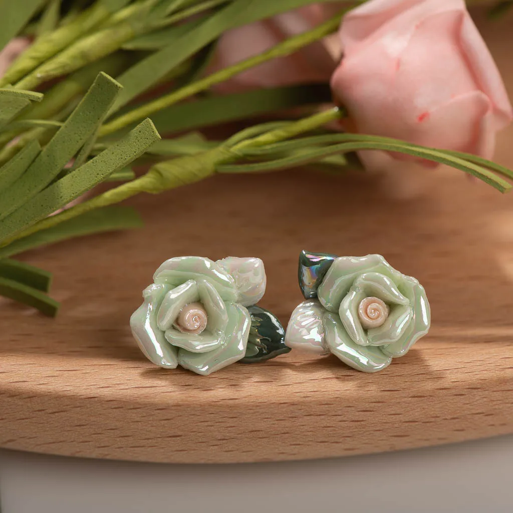 Exquisite Ceramic Flower Earrings with Vibrant Colors and Durable Finish Lightweight Accessory Z805