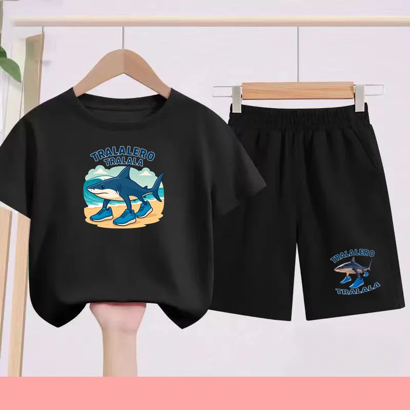 

Summer Children's Sports Set: Cartoon and Cute Shark Pattern T-shirt + Shorts. A Sports Set Loved by Boys and Girls Aged 3 to 13