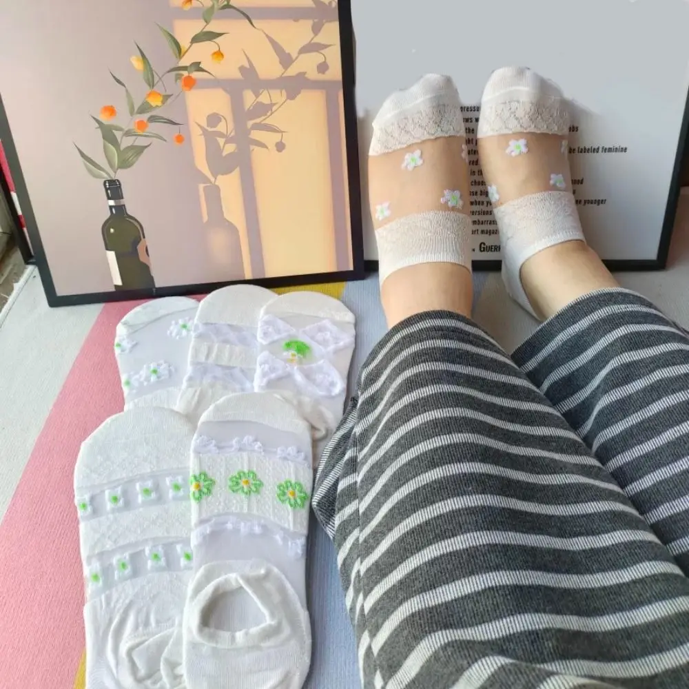 10Pairs الجوارب الأزهار الزجاج الحرير قارب الجوارب تنفس رقيقة زهرة غير مرئية الجوارب الحلو الزجاج شبكة حرير جورب قصير الصيف