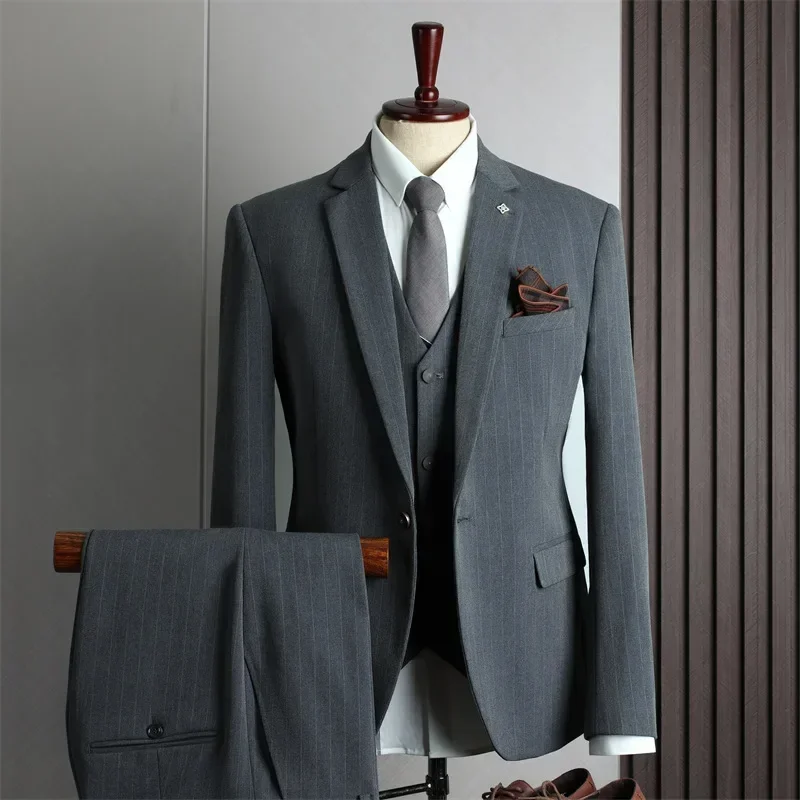 (25) Customized Waterproof Men’s Work Professional Classic Suit