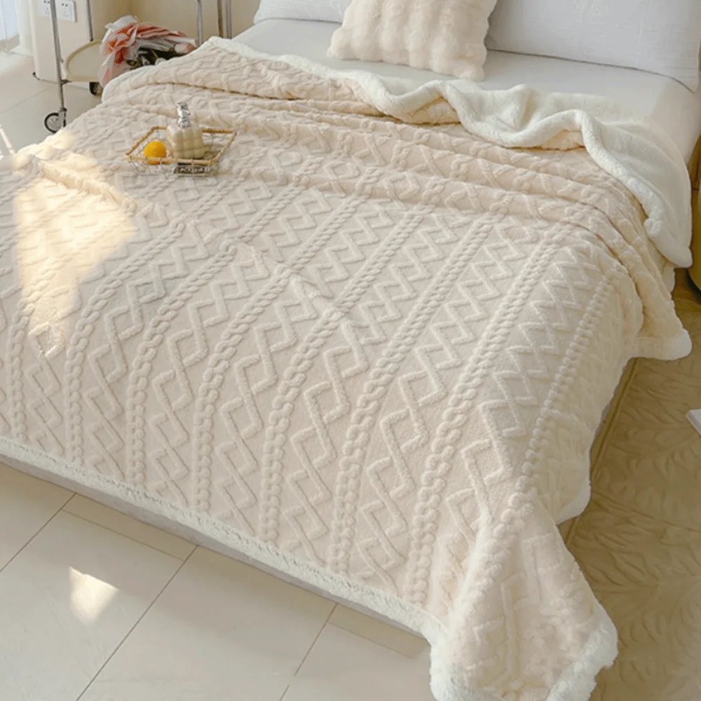 

Solid Color Coral Velvet Blanket Thicked Jacquard Design Rhombus Flannel Blanket Warm Soft Office Nap Blanket Autumn Winter