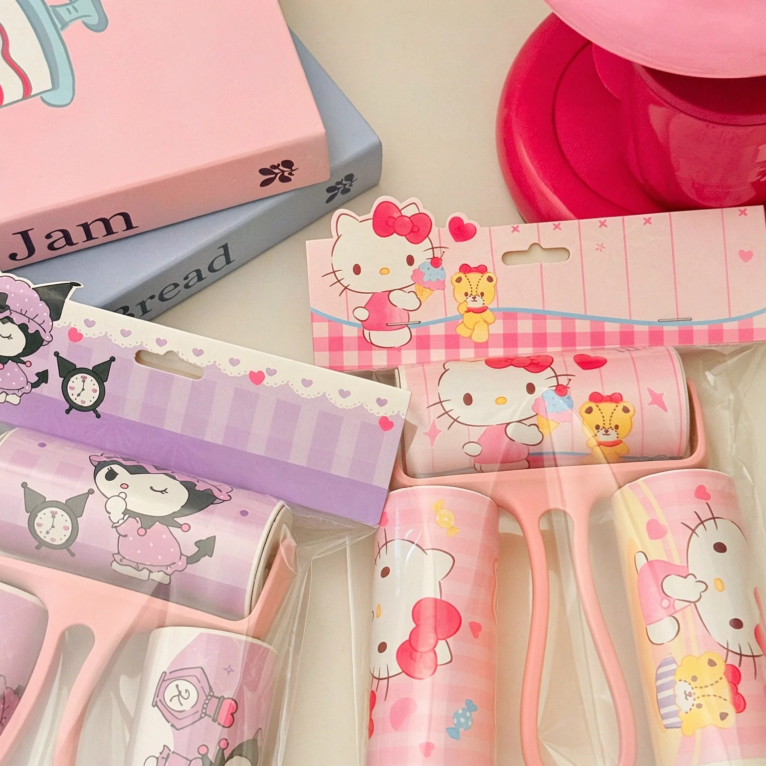 Kawaii Tearable Lint Roller Portable Sticky Roll Brush Strong Adhesive Clothes Pet Hair Remover With Replaceable Refill Paper