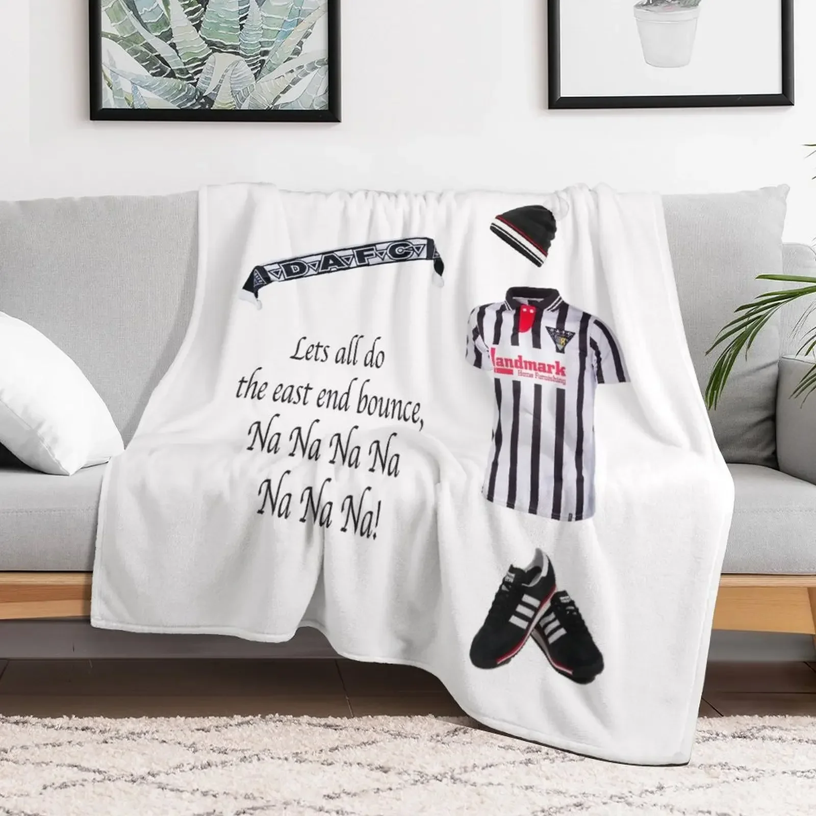 

Dunfermline Athletic fc Throw Blanket Giant Sofa manga Beautifuls Blankets